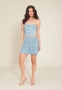 Saia Curta Em Jeans Com Pregas E Cinto Lateral