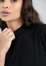 Blusa Manga Curta Com Gola Alta Em Malha Canelada