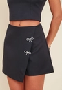 Short Saia  Alfaiataria Com Aplique Laço