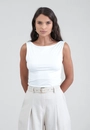 Blusa Malha Sem Manga Decote Canoa