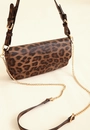 Bolsa Baguete Animal Print Com Corrente