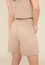 Short Em Linho Com Prega E Elástico Costas