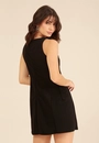 Vestido Curto Em Alfaiataria Sem Manga