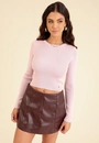 Short Saia Em Pu Recorte Frontal