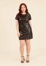 Vestido Curto Em PU Com Recortes