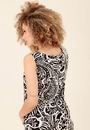 Blusa Em Linho Sem Manga Com Decote V