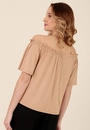 Blusa Em Malha Crepe Manga Curta Metal Busto
