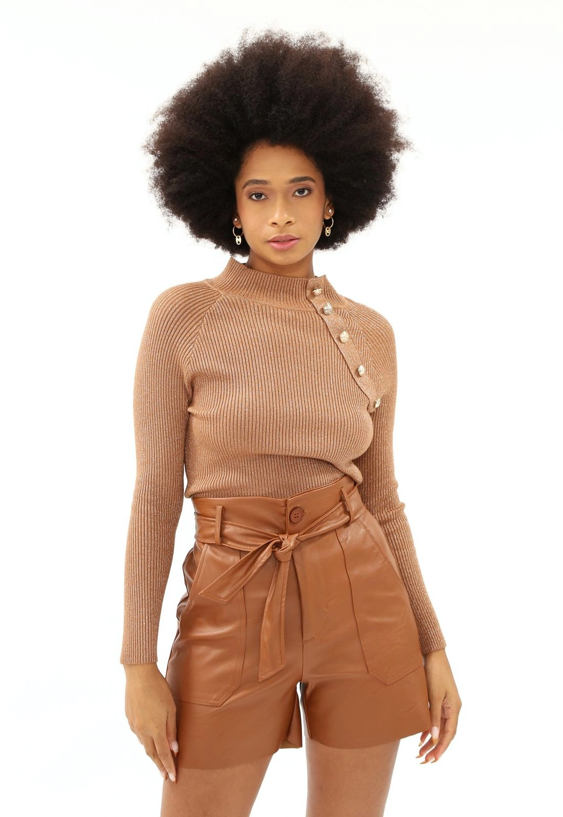 Blusa Tricô Manga Longa Gola Alta Botão
