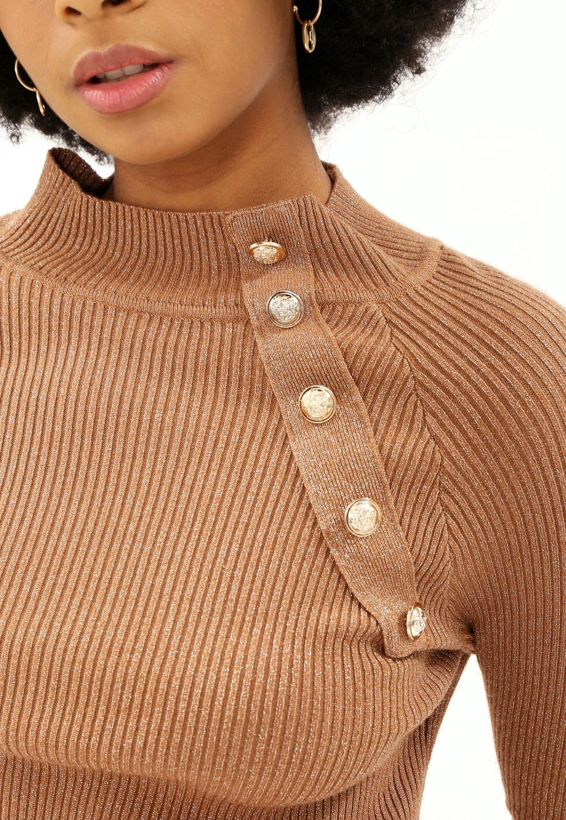 Blusa Tricô Manga Longa Gola Alta Botão