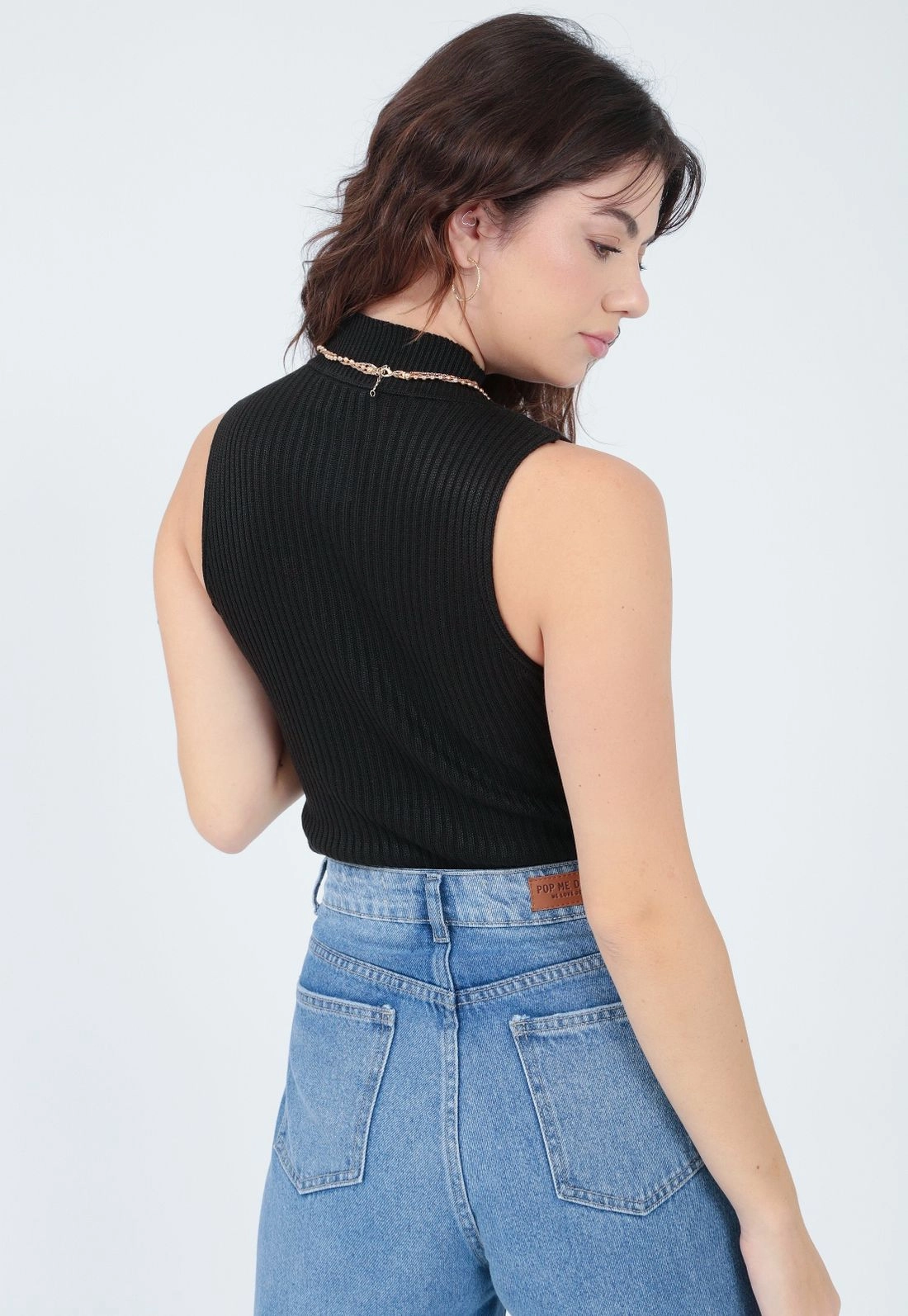 Blusa Tricô Sem Manga Gola Alta Basica