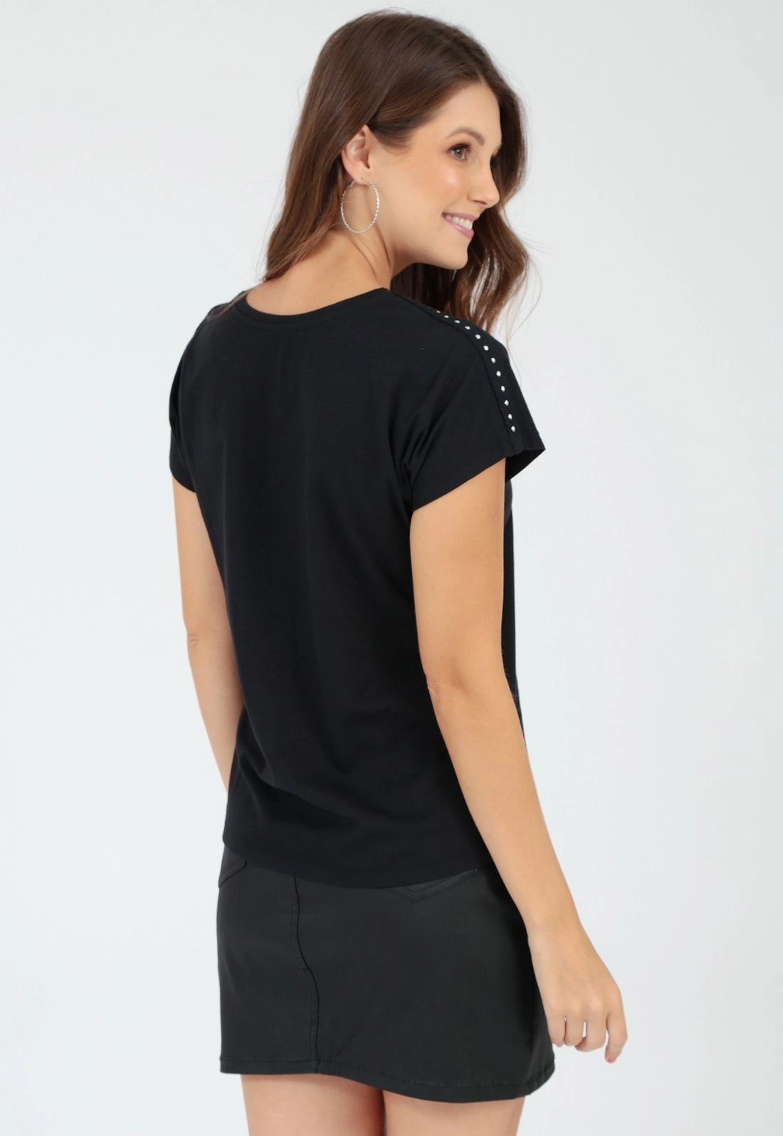 Blusa Manga Curta Taxas Ombro