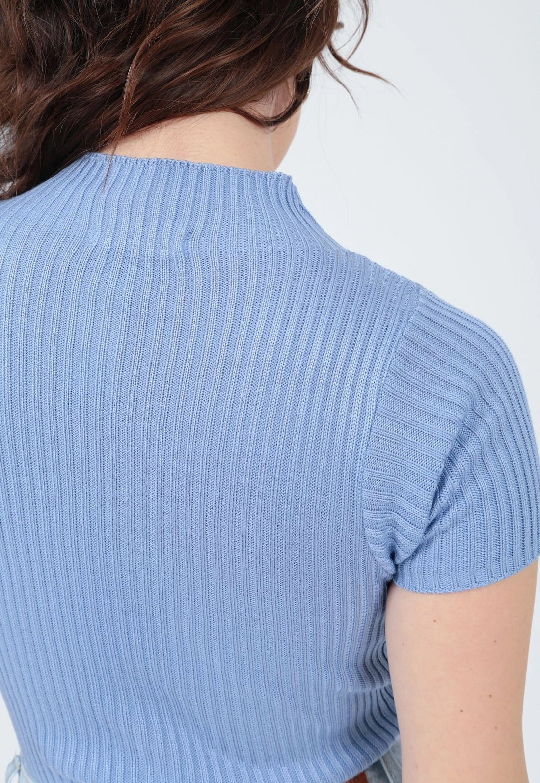 Blusa Tricô Manga Curta Gola Alta Basica