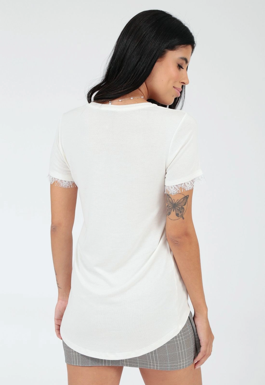 Blusa Tricô Decote V Renda