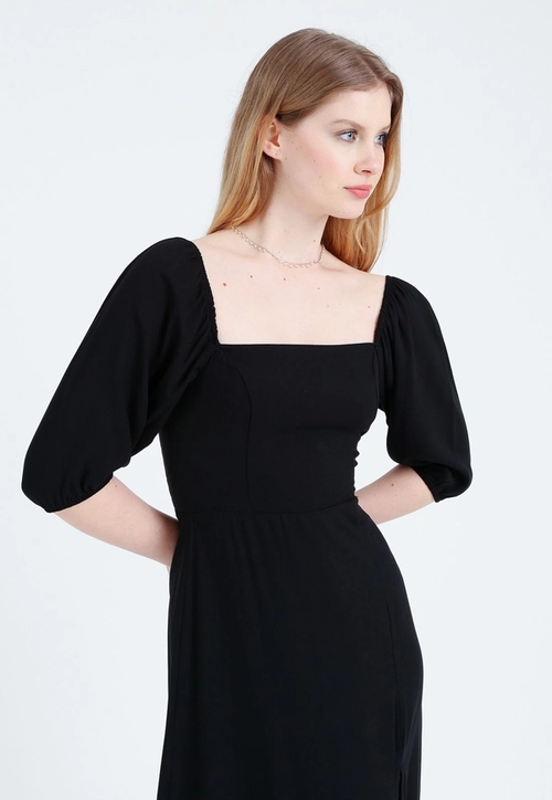 Vestido Midi Decote Quadrado