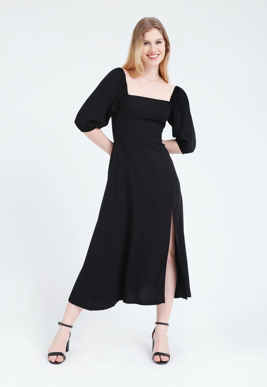 Vestido Midi Decote Quadrado