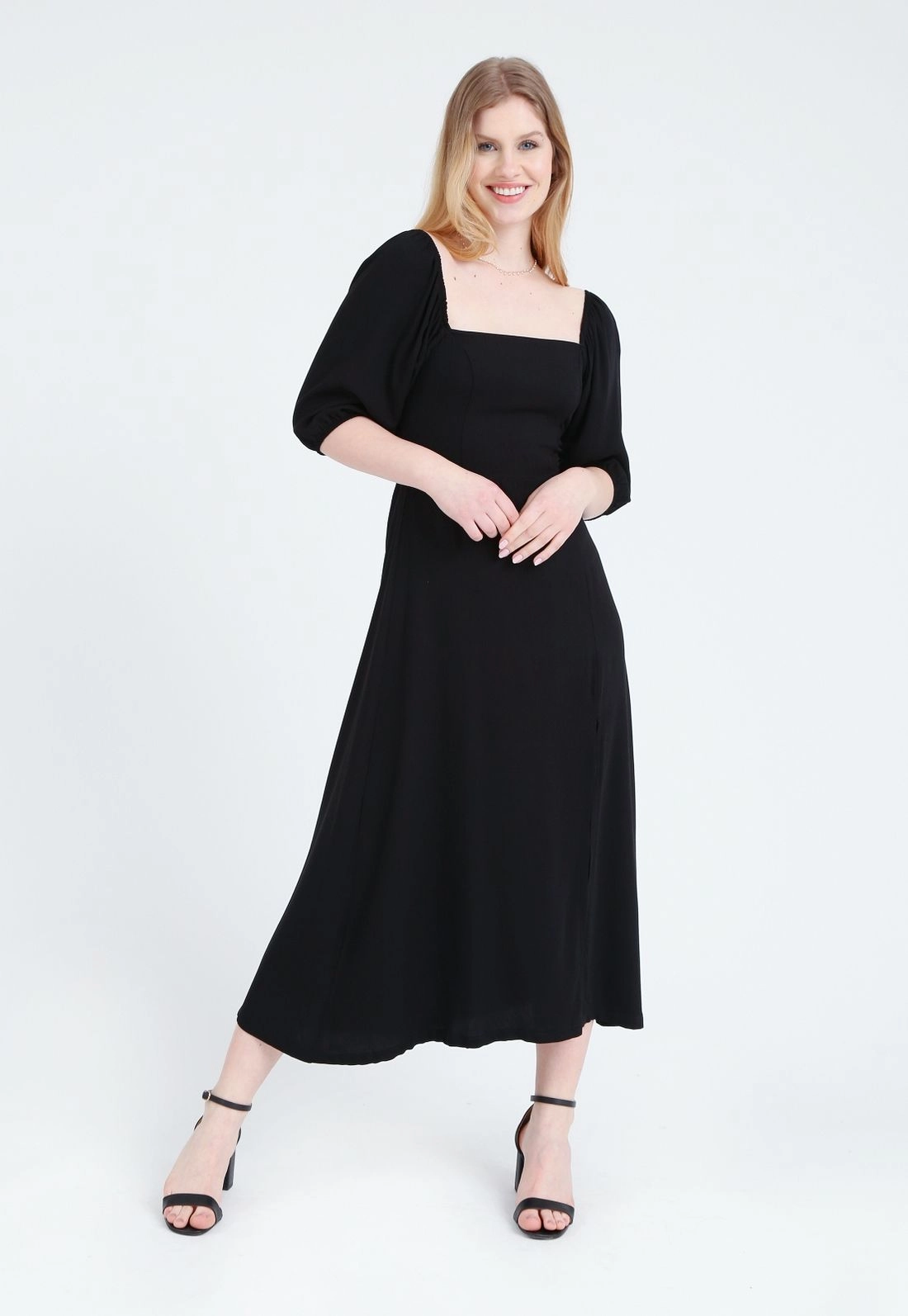 Vestido Midi Decote Quadrado