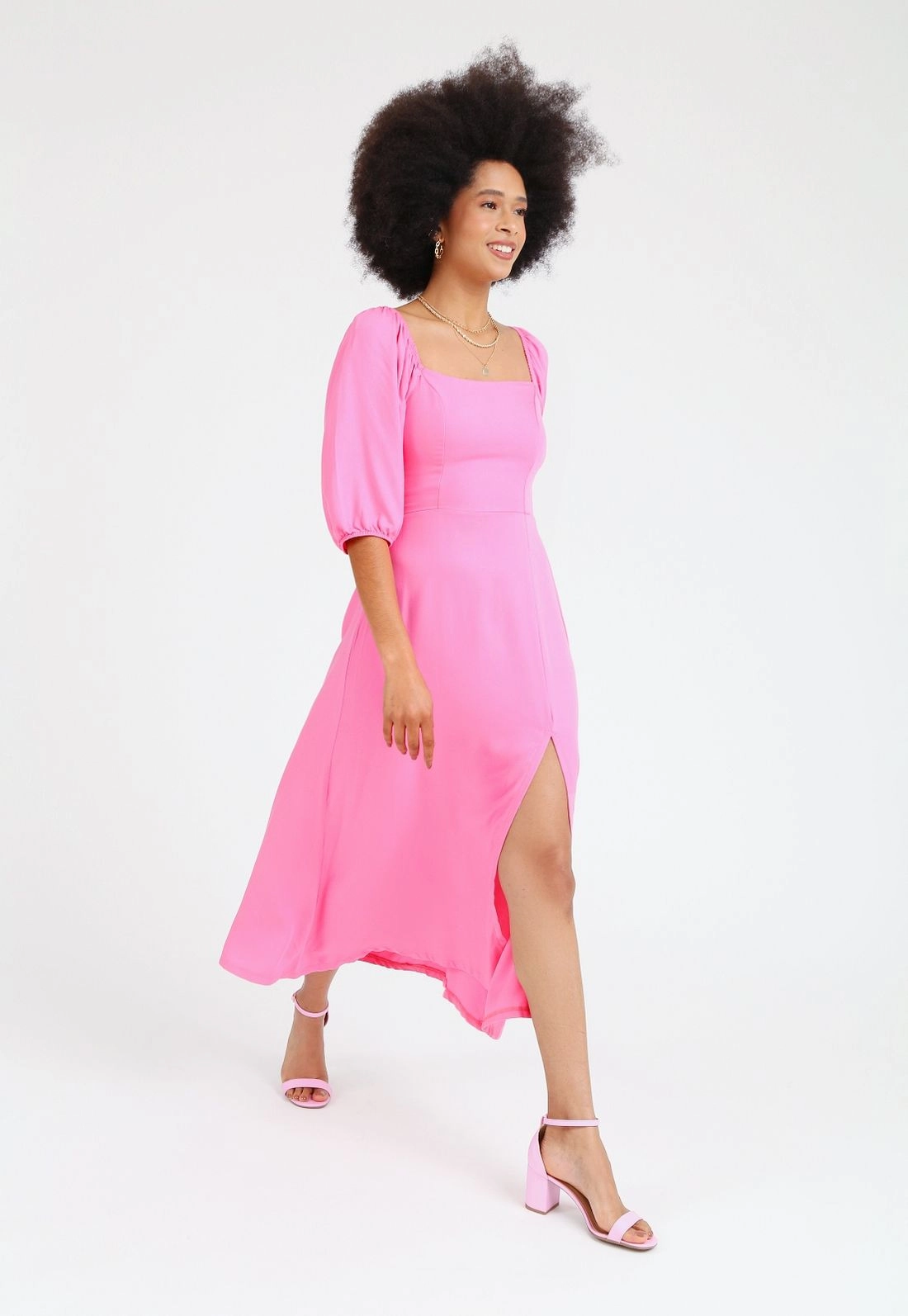 Vestido Midi Decote Quadrado