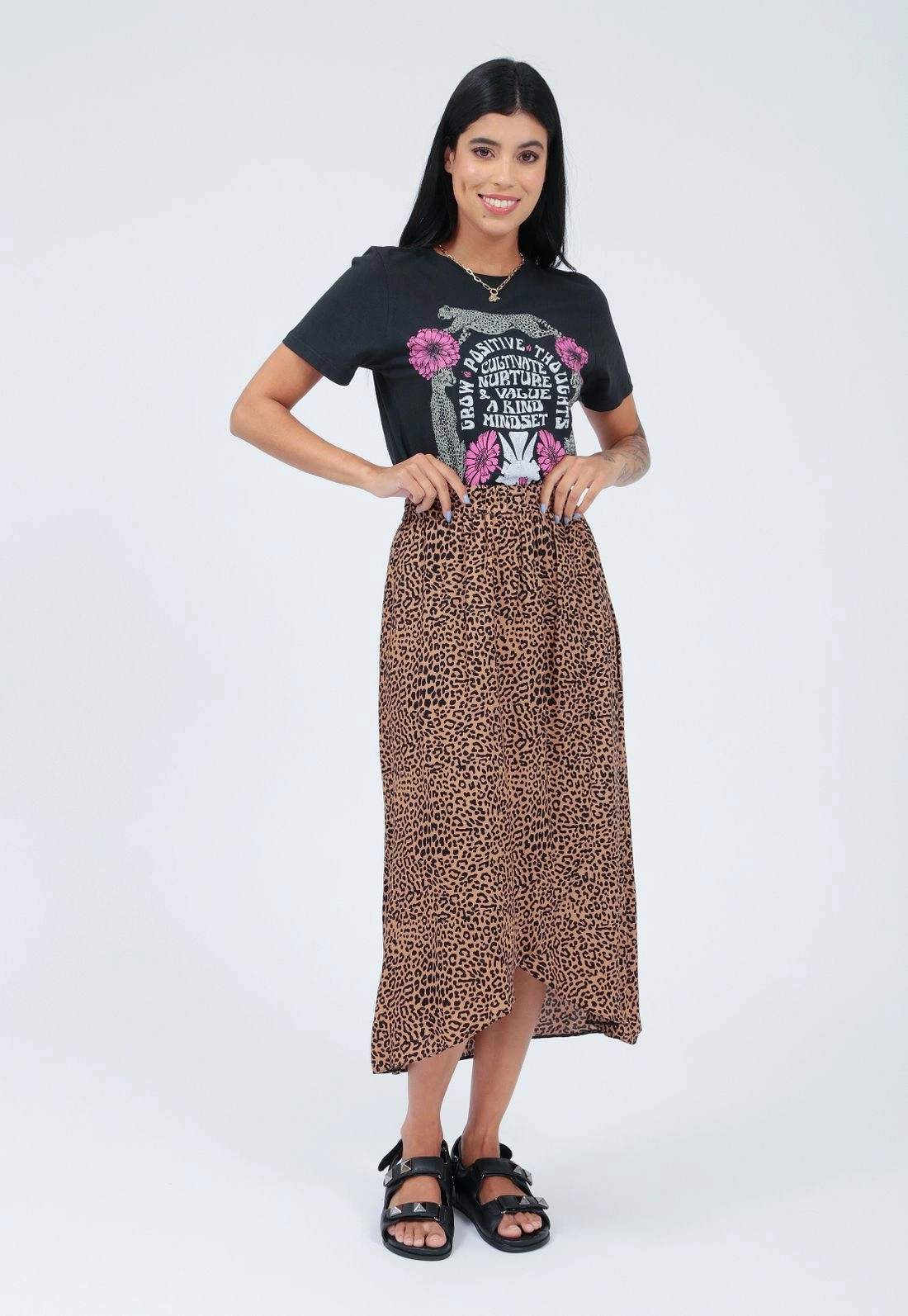 T-Shirt Malha Manga Curta Onça