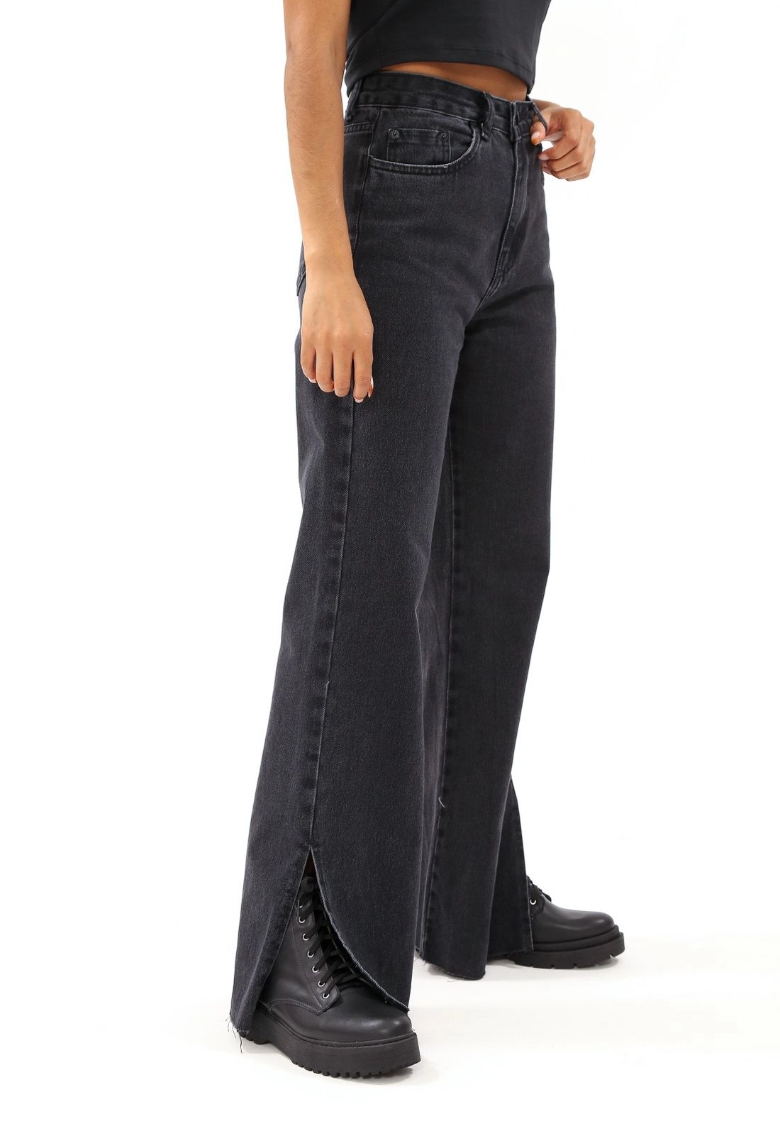 Calça Jeans Reta Black Fenda Lateral