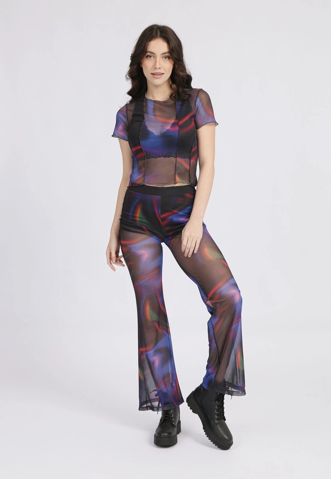 Blusa Tule Manga Curta Recorte