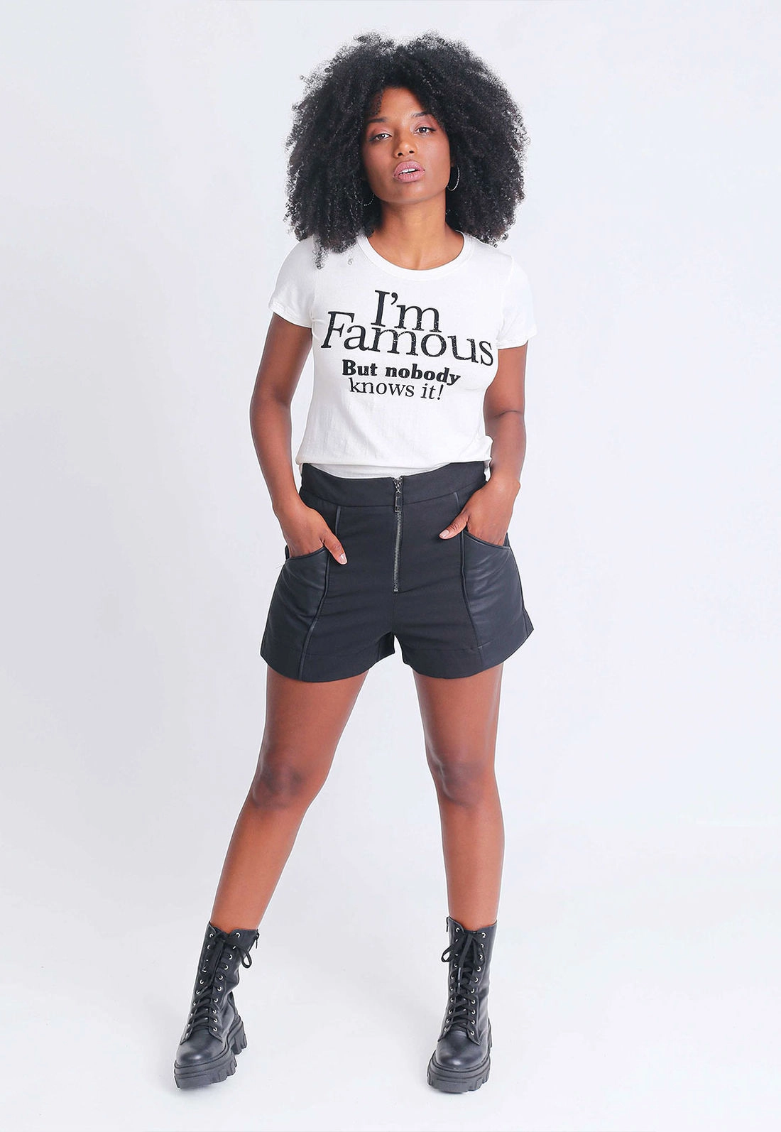 Blusa T-Shirt Famous