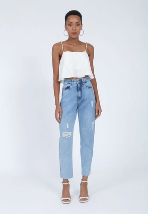 Calça Jeans Mom Fit Lateral Aplique