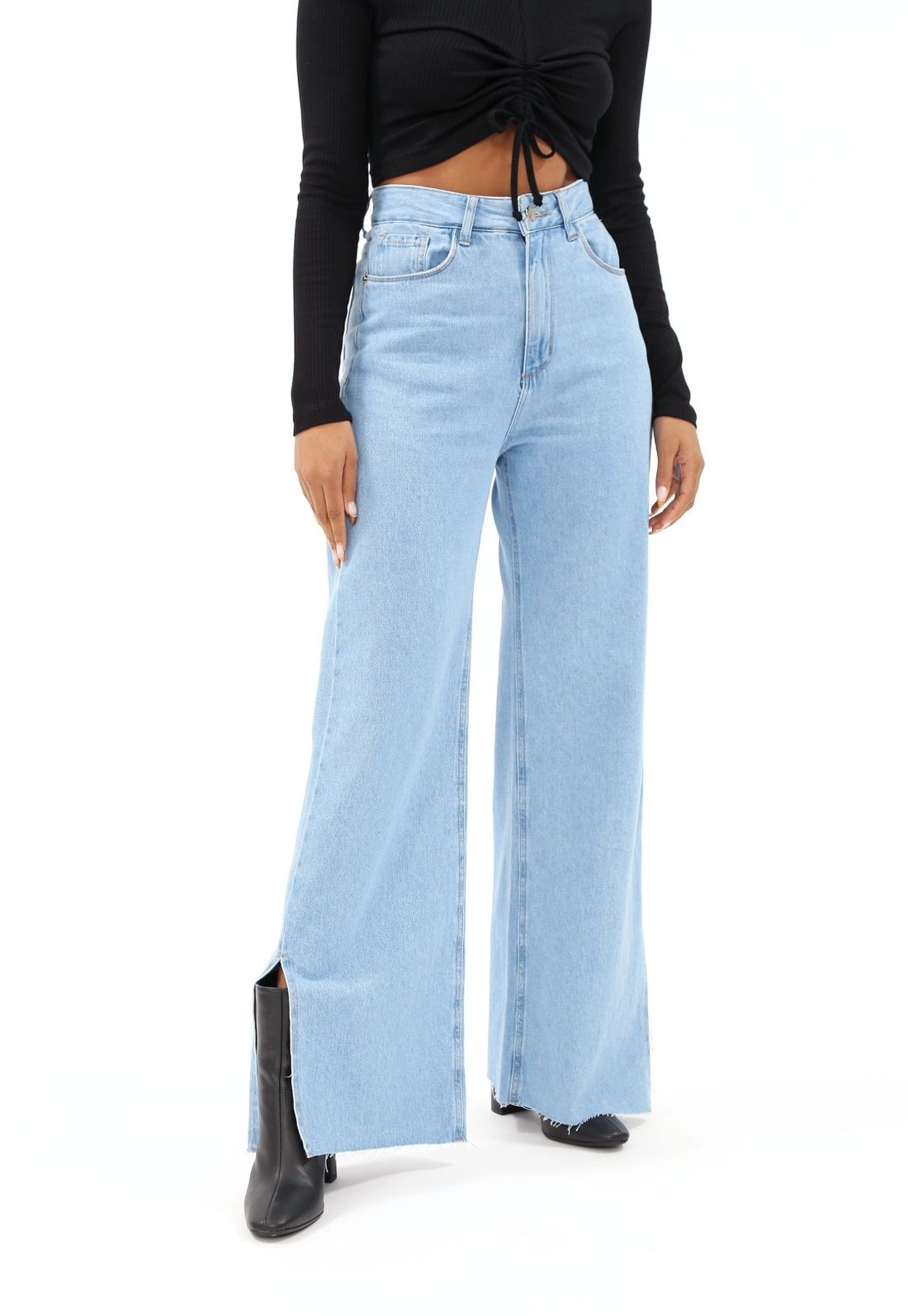Calça Jeans Wide Leg Abertura Lateral