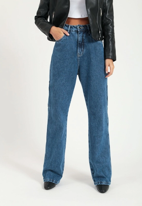 Calça Jeans Reta Recorte Bolso