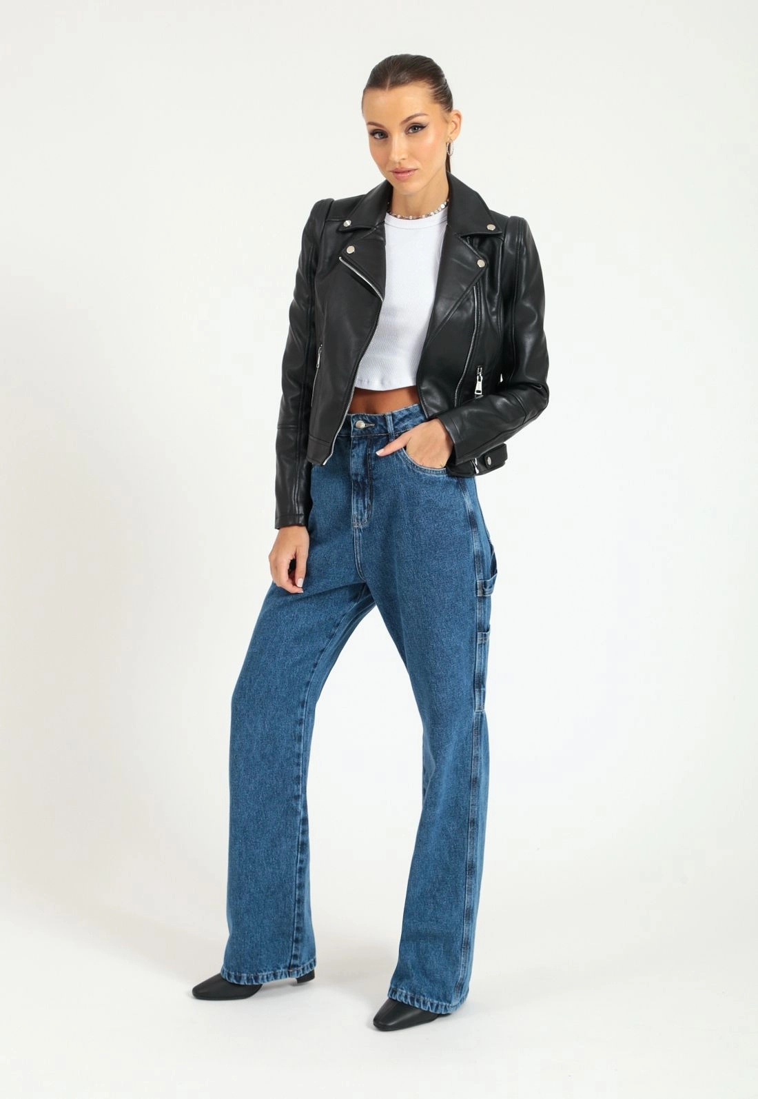 Calça Jeans Reta Recorte Bolso
