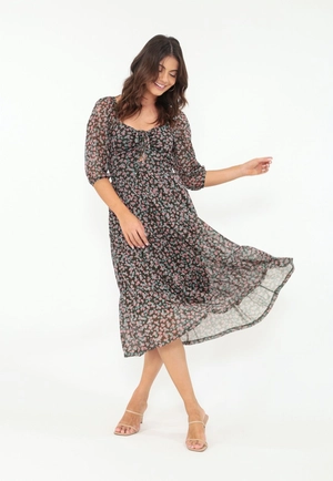 Vestido Tule Midi Puxador Decote Liberty