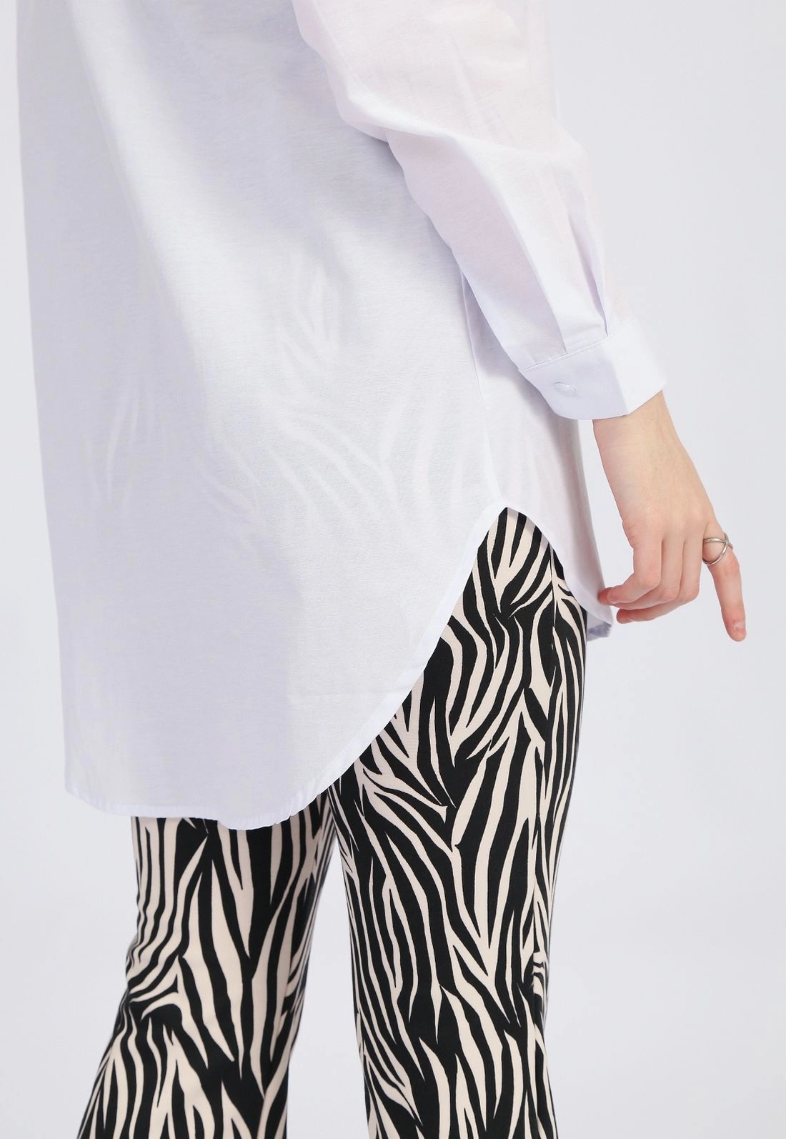 Camisa Tricoline M/L Over Bolso