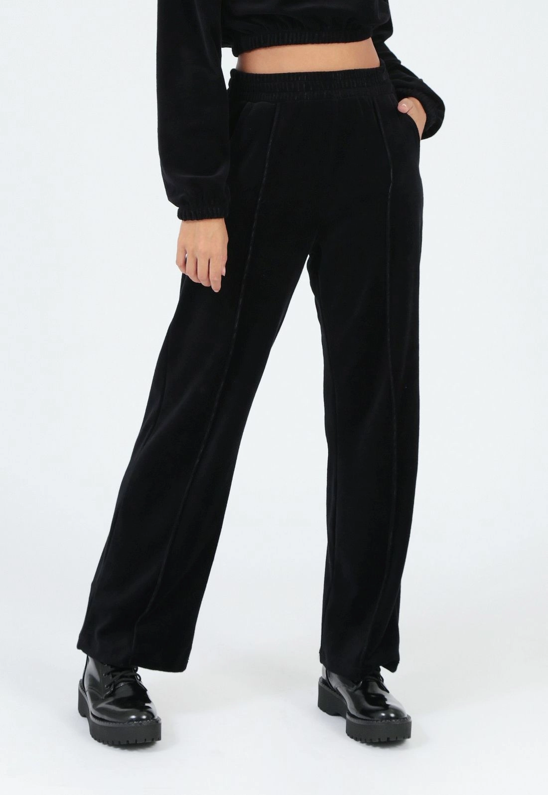 Calça Plush Wide Leg