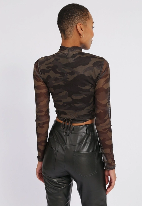Blusa Cropped Tule Puxador Camuflado