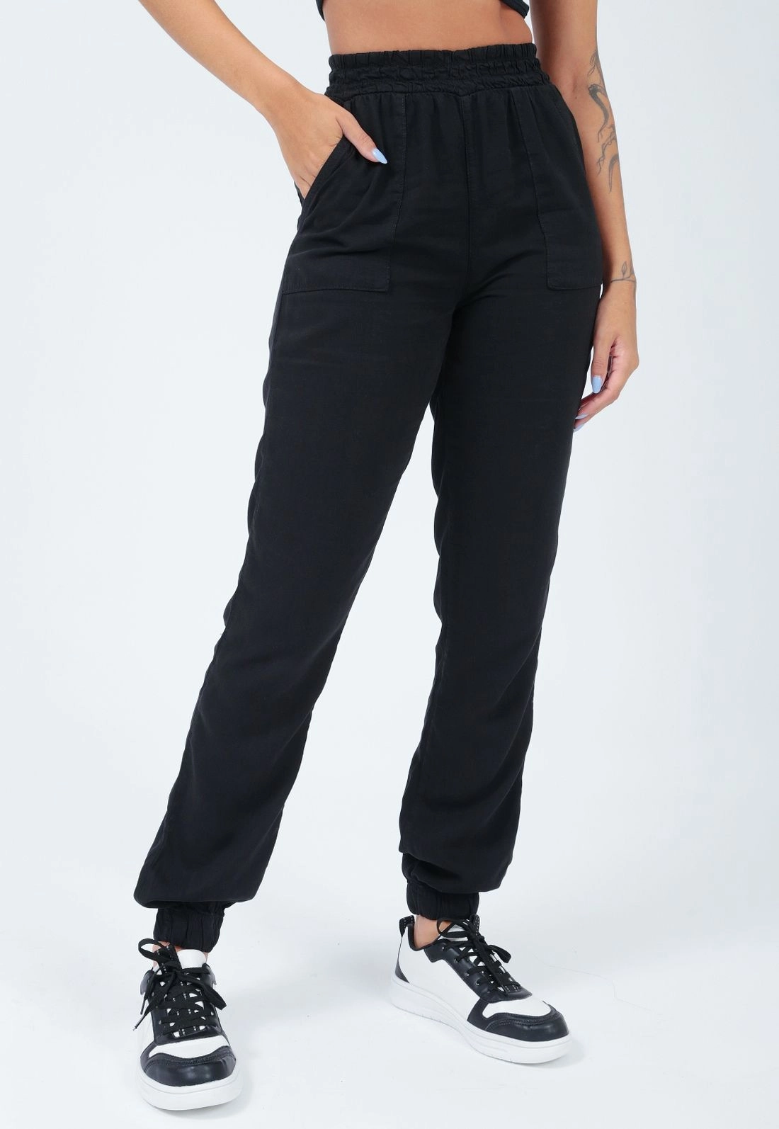 Calça Lyocel Jogger Bolso