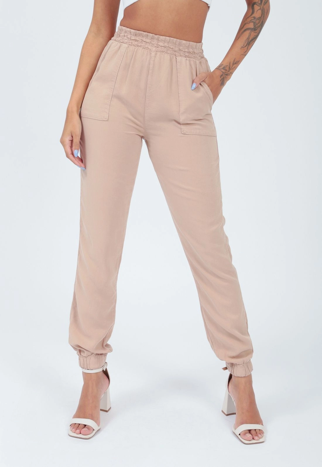 Calça Lyocel Jogger Bolso
