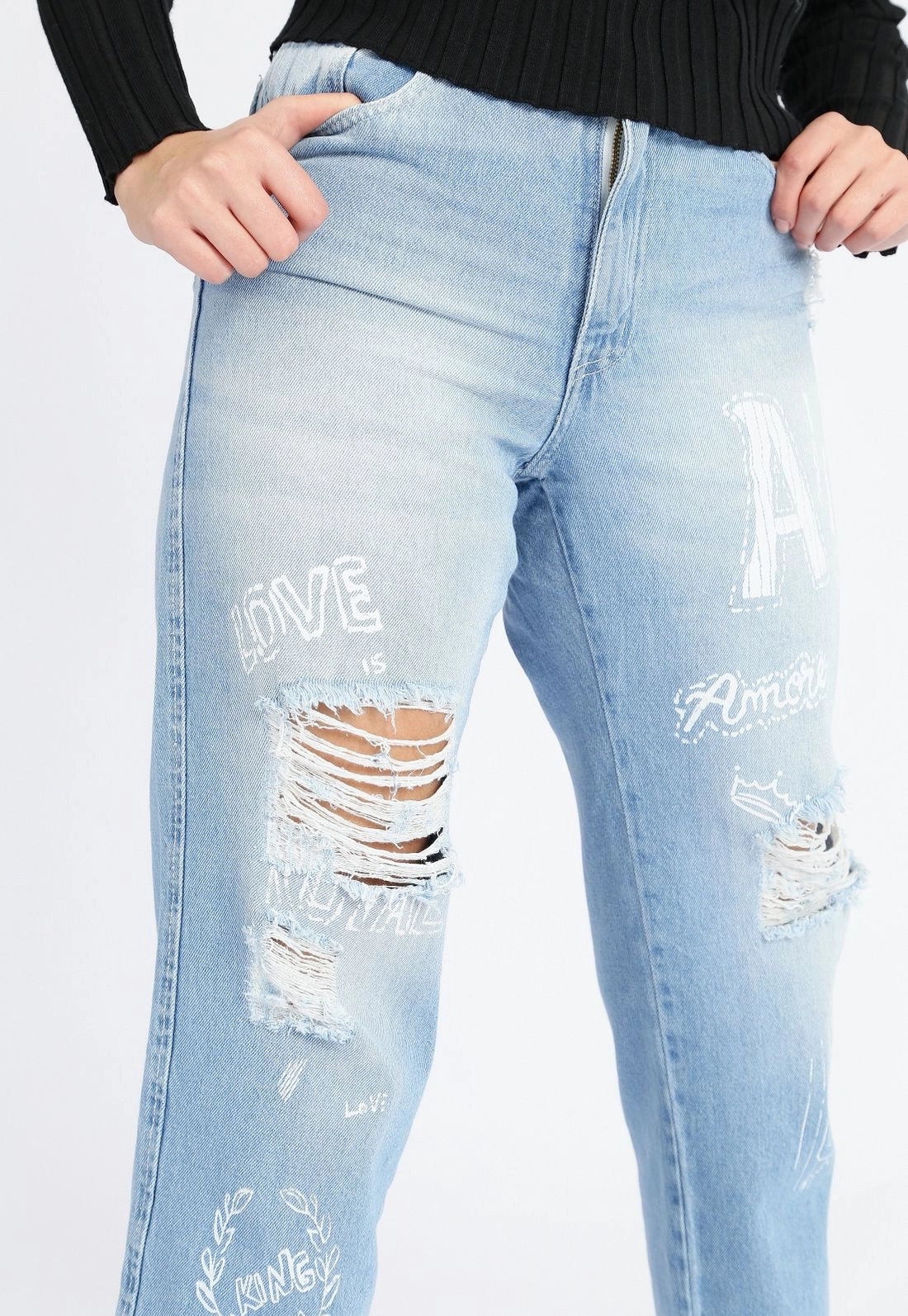 Calça Jeans Desenhos Rasgos