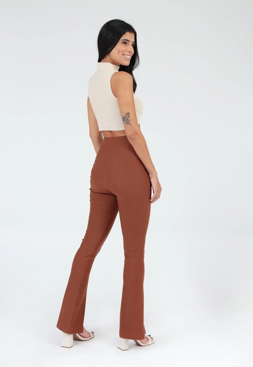 Calça Bengaline Reta Abertura Frontal