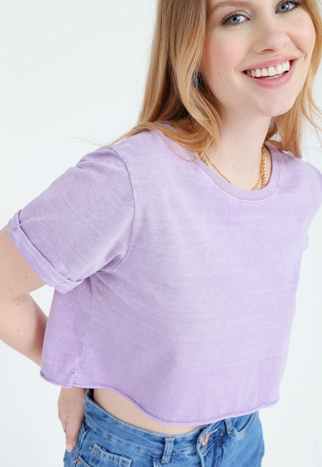 Camiseta Cropped Em Meia Malha Estonada Basica