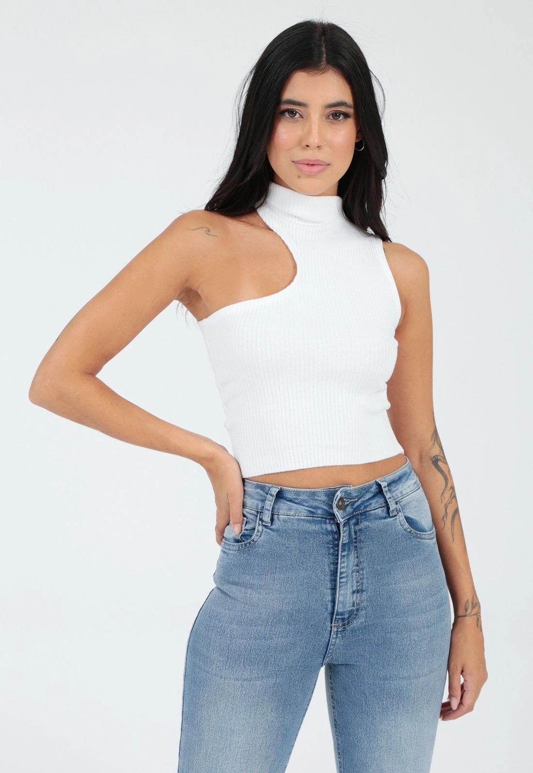 Blusa Tricô Um Ombro Só Assimétrico