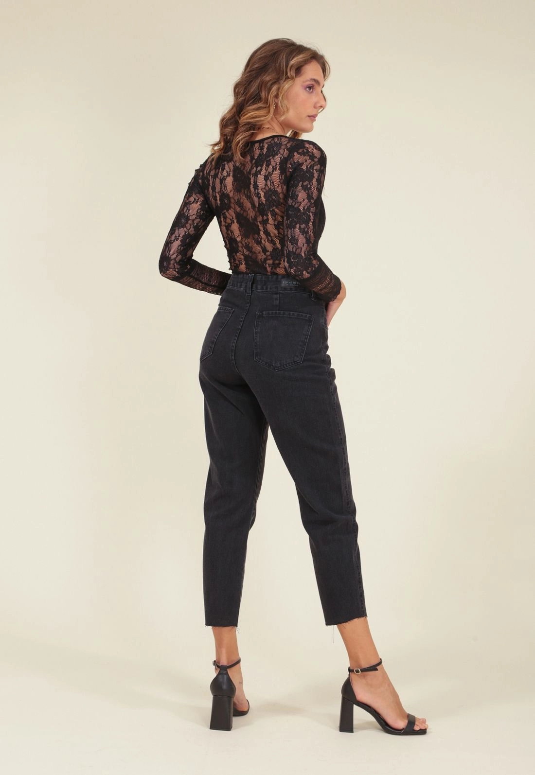 Calça Jeans Mom Black