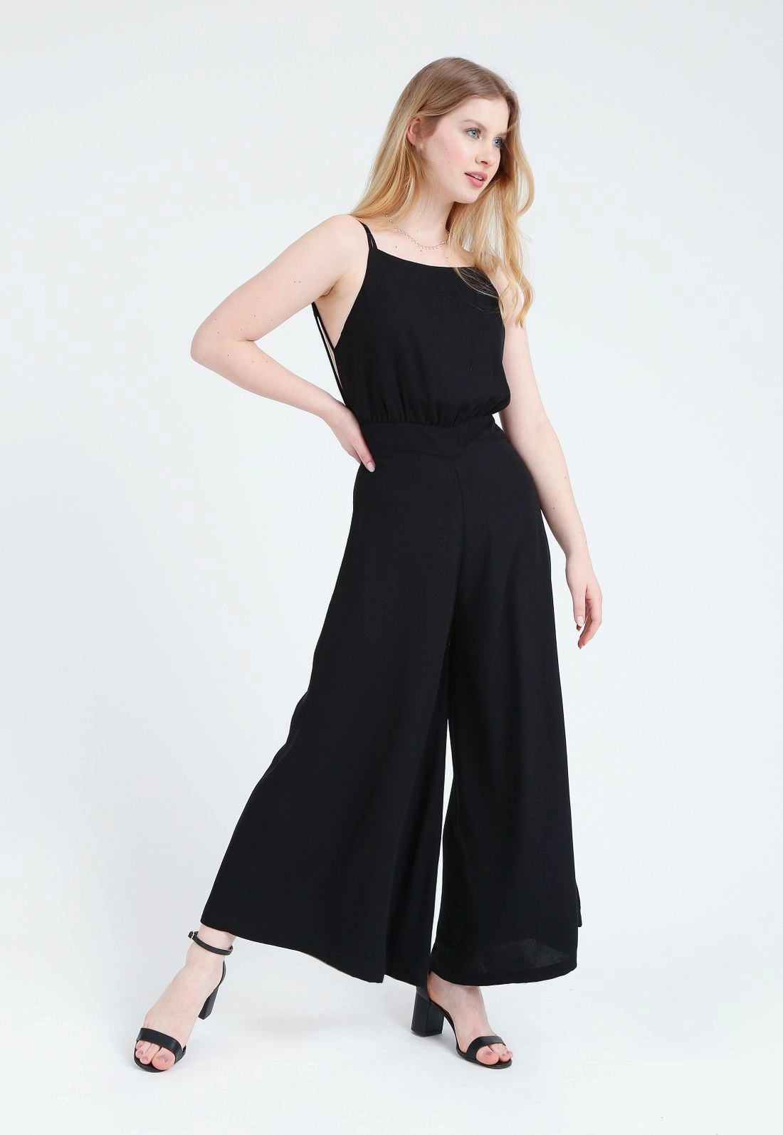 Macacão Viscose Twill Alça
