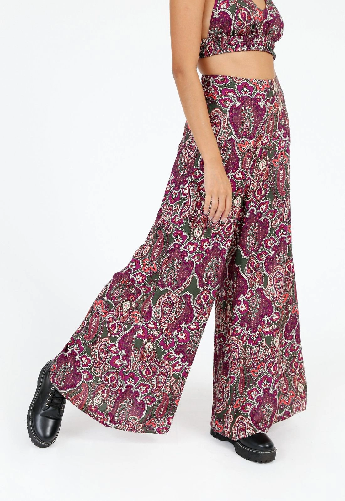 Calça Viscose Pantalona Estampada