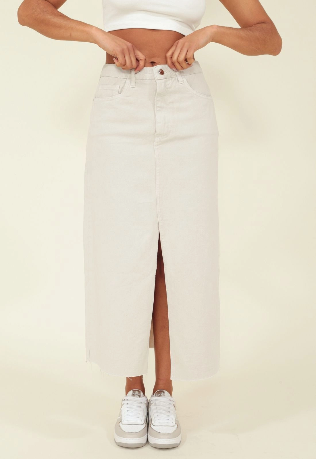 Saia Midi Jeans Fenda Frontal Off White