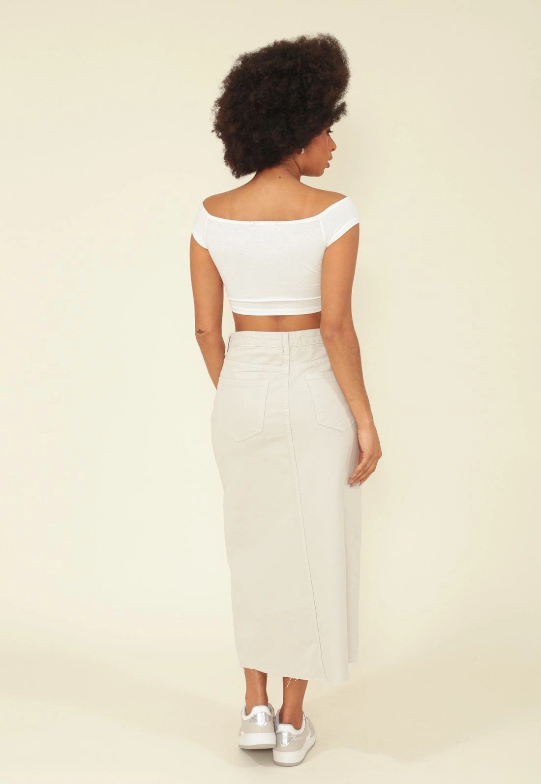 Saia Midi Jeans Fenda Frontal Off White