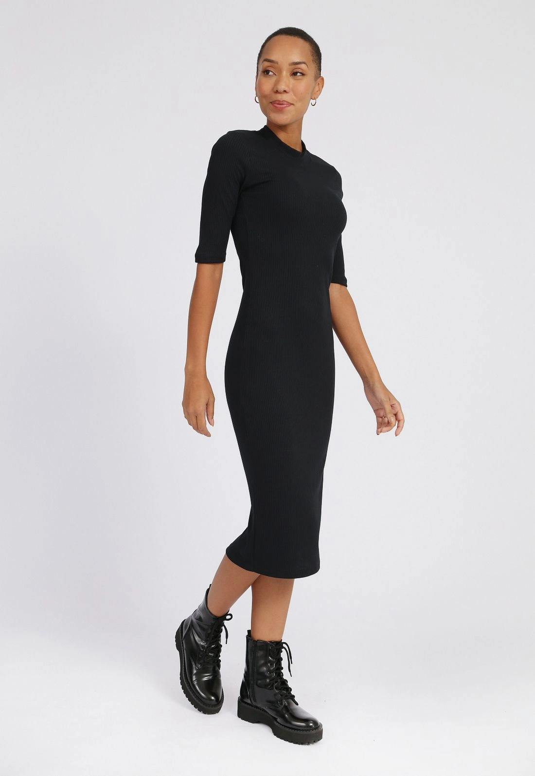 Vestido Ribana 3/4 Gola Alta Básico