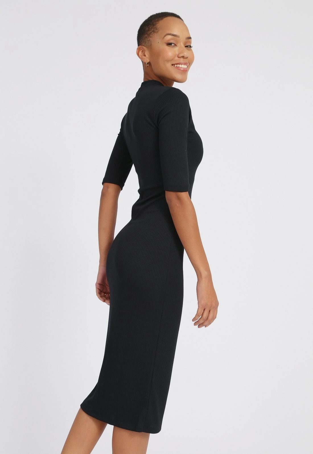 Vestido Ribana 3/4 Gola Alta Básico