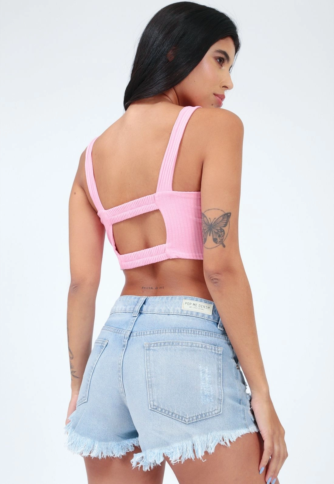 Shorts Jeans Curto Barra Desfiada