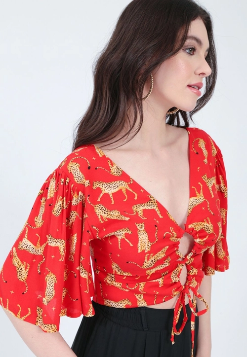 Cropped Viscose Manga Curta Abertura