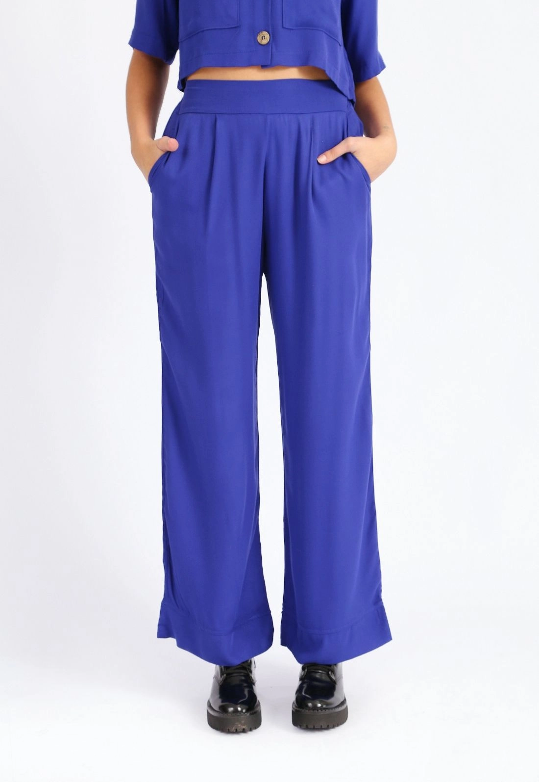 Calça Viscose Wide Leg Prega