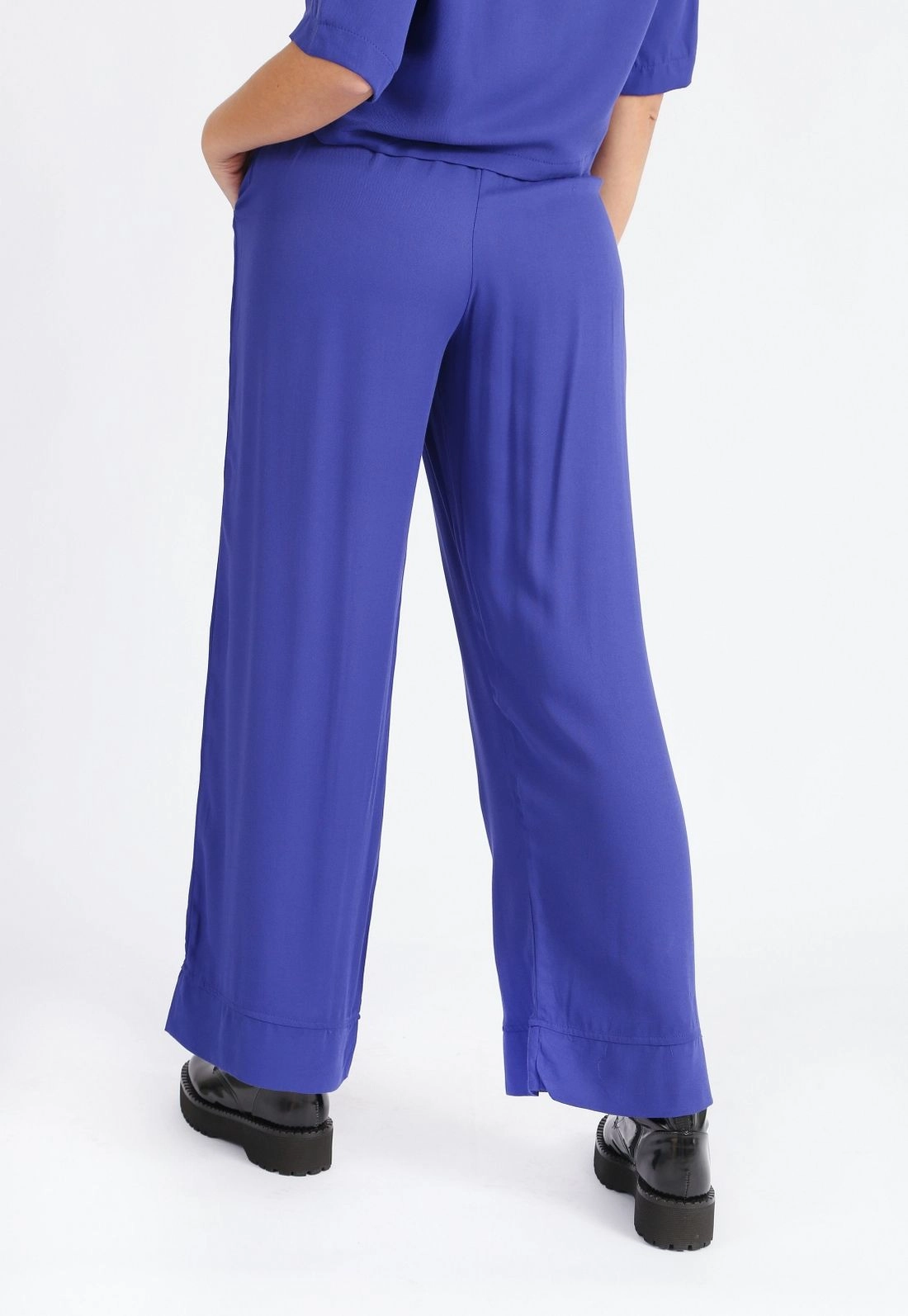 Calça Viscose Wide Leg Prega